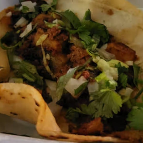 Chorizo con Papas Tacos.