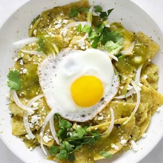 Chilaquiles Salsa Verde 2 Huevos