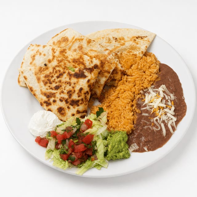 Pollo Quesadilla.